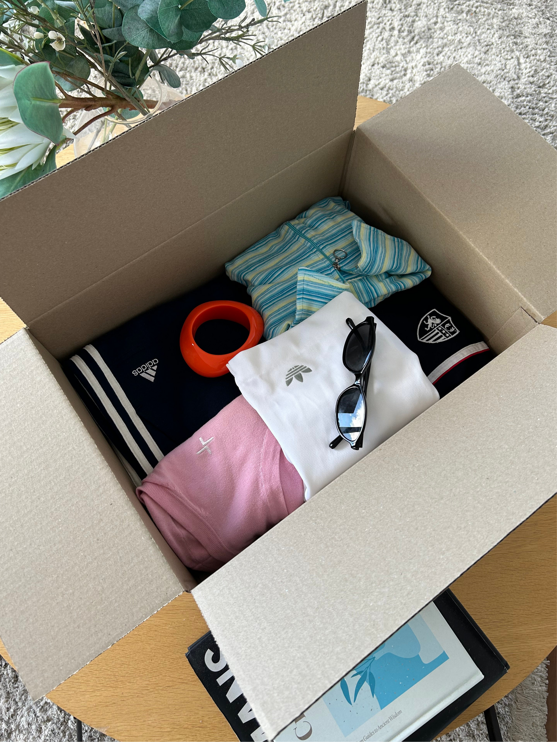 Y2K sporty girl box